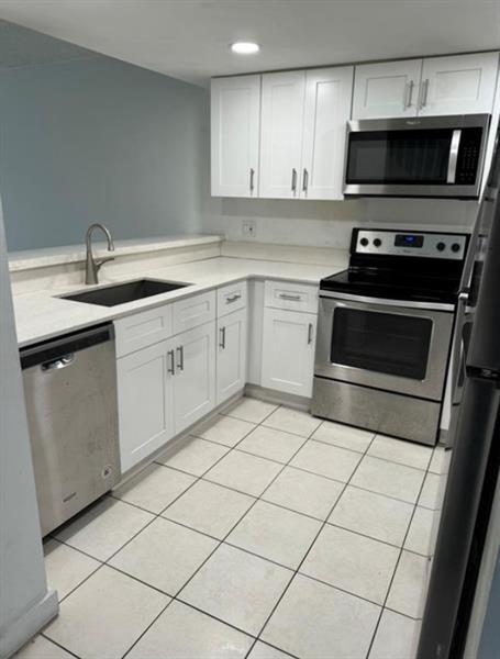 Foto del edificio - 4425 SW 70th Terrace