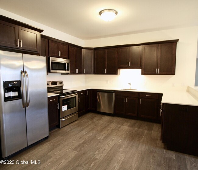 Foto del edificio - 3 Kilburn Ct