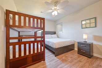 Building Photo - 2102 Todville Rd