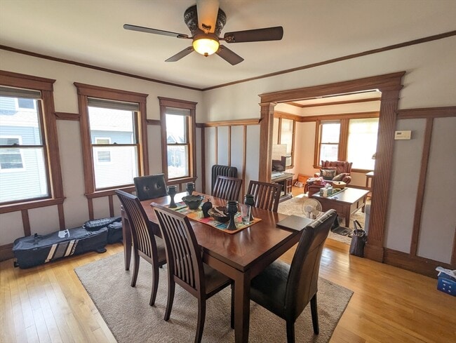 Foto del edificio - 17 Commonwealth Rd