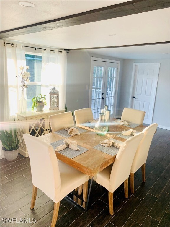 Building Photo - 235 Cypress Way W