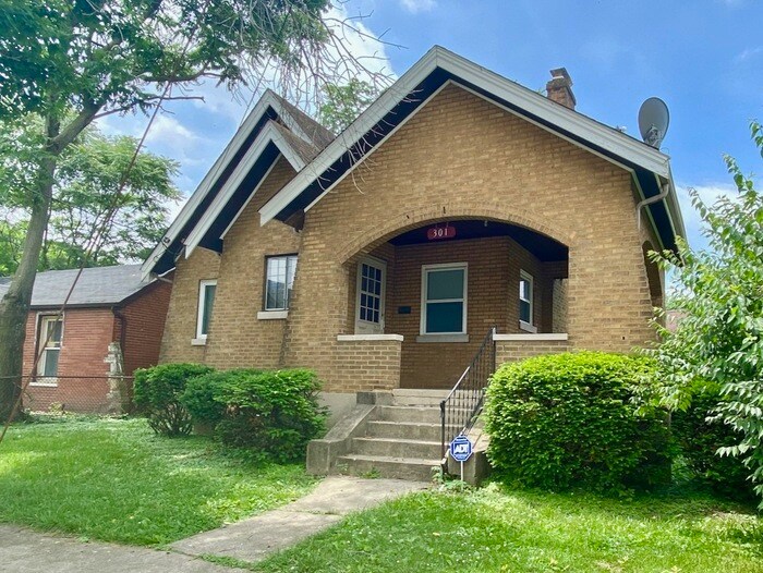 Cute Lockland Brick Home! House Rental in Cincinnati, OH