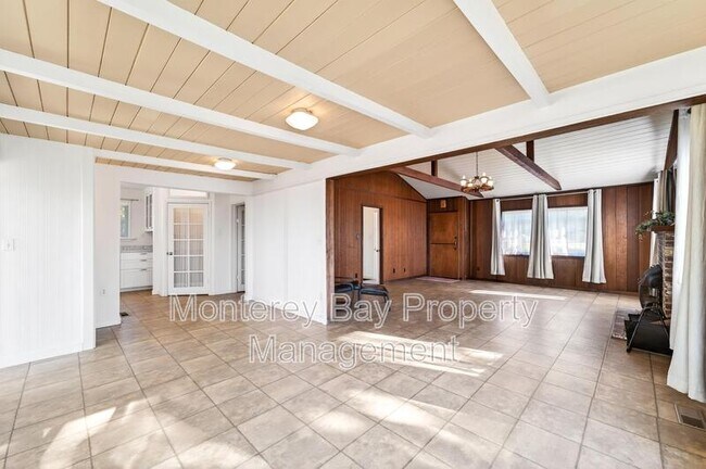 Foto del edificio - 24736 Dolores St