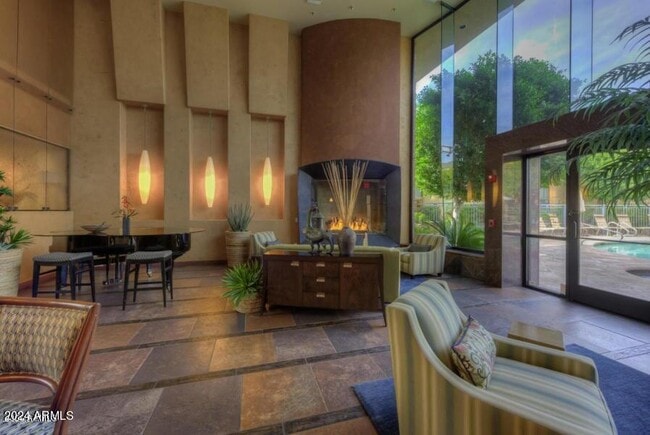 Building Photo - 6900 E Princess Dr