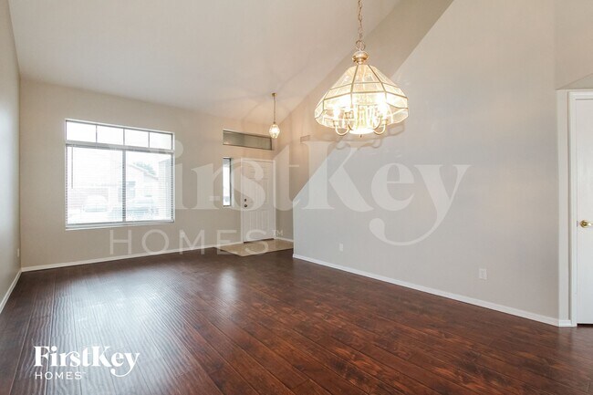 Foto del edificio - 8564 W Sunnyslope Ln