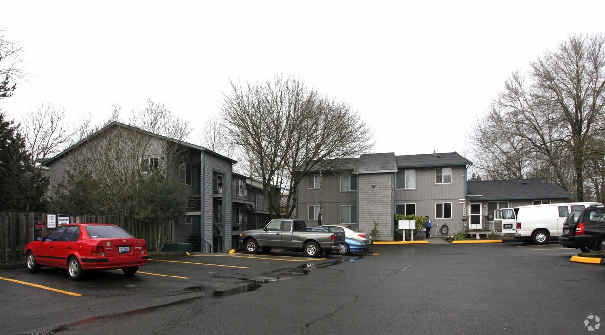 Primary Photo - The Grail Apartments