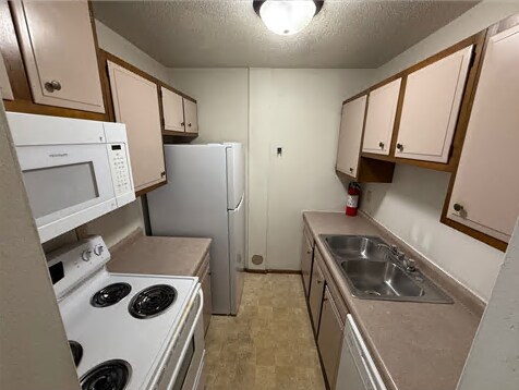 Foto del edificio - 630 S Governor St