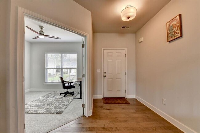 Foto del edificio - 5980 Bennett Pkwy