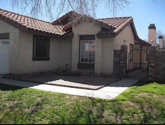 Newer house with gated entry - 3212 Ave S-1