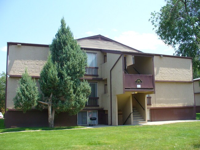 Building Photo - 632 N Shields St