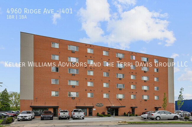 Foto del edificio - 4960 Ridge Ave