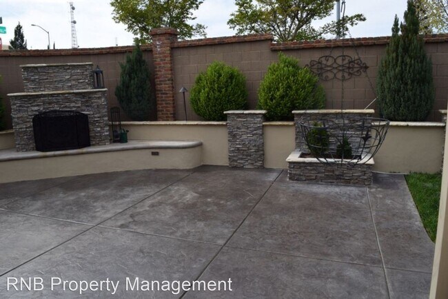 Building Photo - 4 br, 2 bath House - 1902 Horseshoe Glen C...
