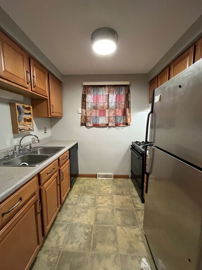 Foto del edificio - 2 Bedroom Townhouse with Garage