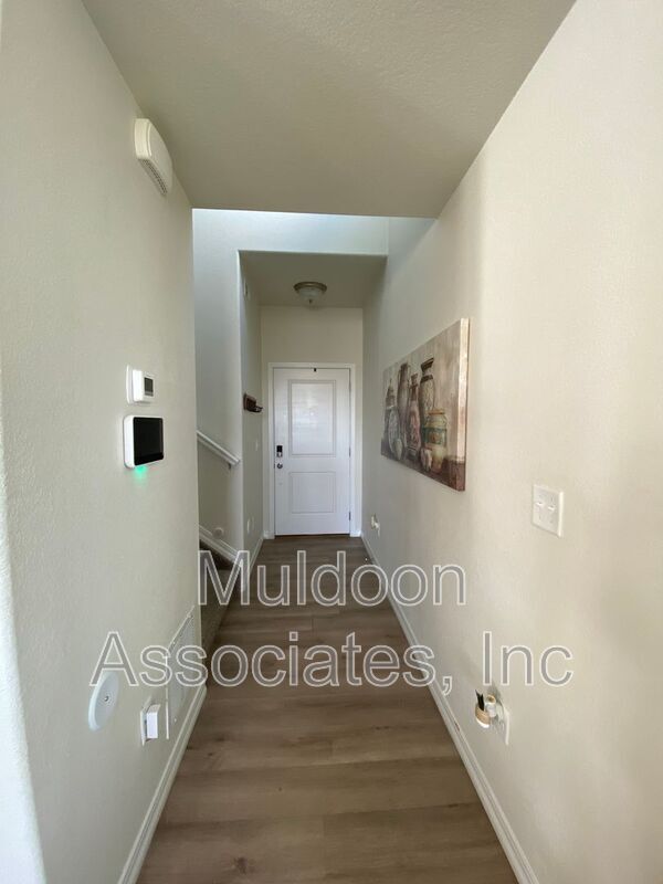 Foto del edificio - 7771 Tent Rock Pt