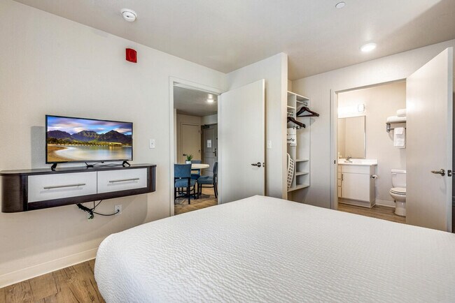 Foto del edificio - 11400 E Peakview Ave