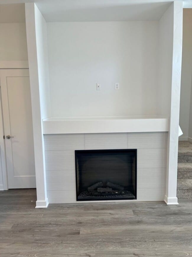 Foto del edificio - Gorgeous newer townhome in SE Bend!