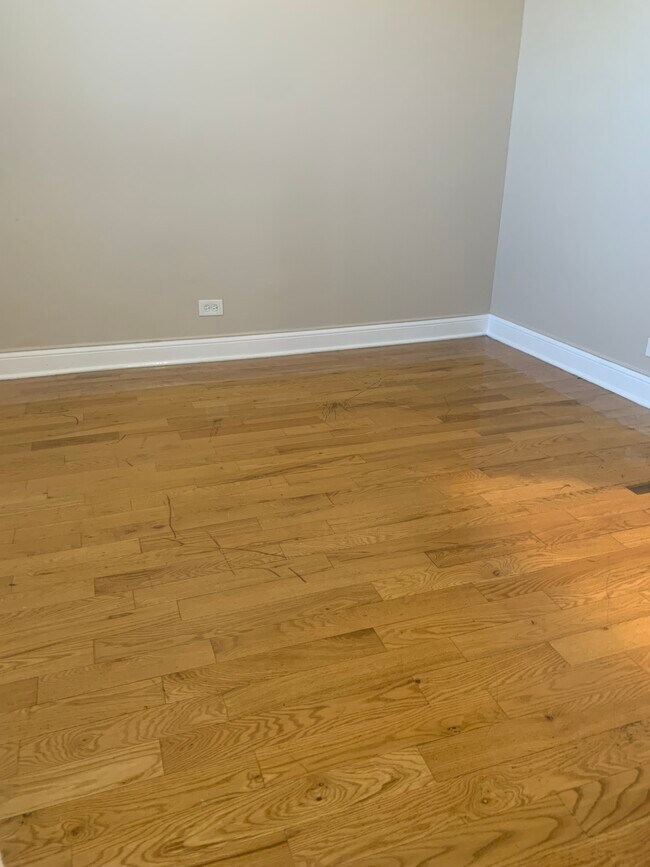 Foto del edificio - 6507 S Ingleside Ave