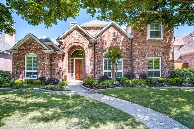 Building Photo - 5936 Broadmoor Dr