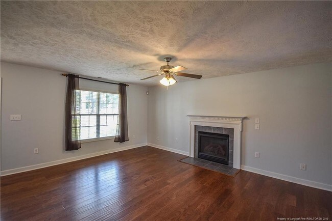 Building Photo - 389 Ribbon Oak Ct