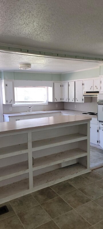 Building Photo - 201 Ole Simpson Pl