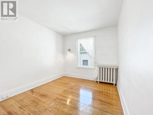 Building Photo - 12 Kendal Ave