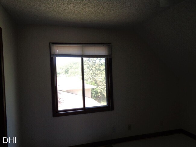 Foto del edificio - 2 br, 2 bath House - 5201 S. 37