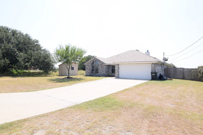 Foto del edificio - 208 Sykes Ln