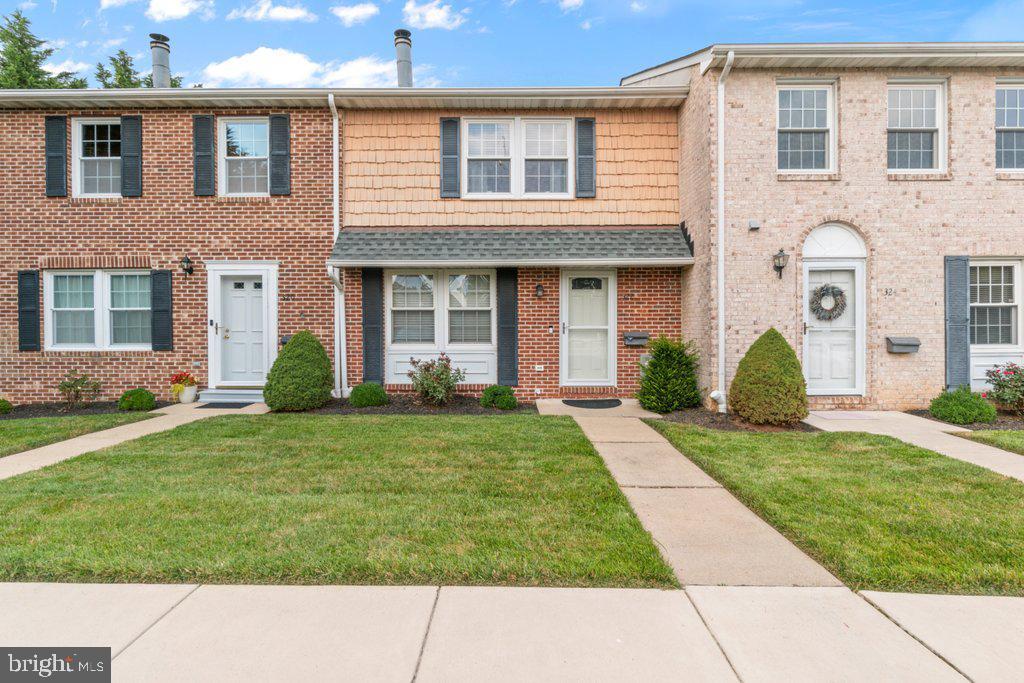 Foto principal - 322 Harlan Square