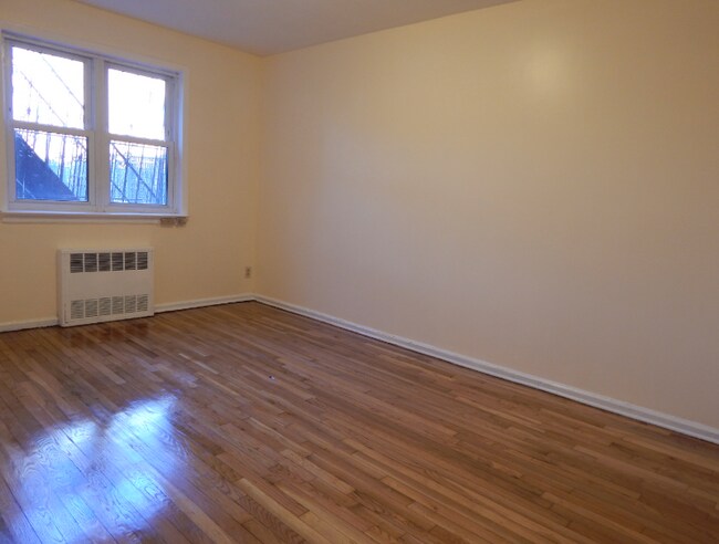 Foto del edificio - 10217 Avenue K