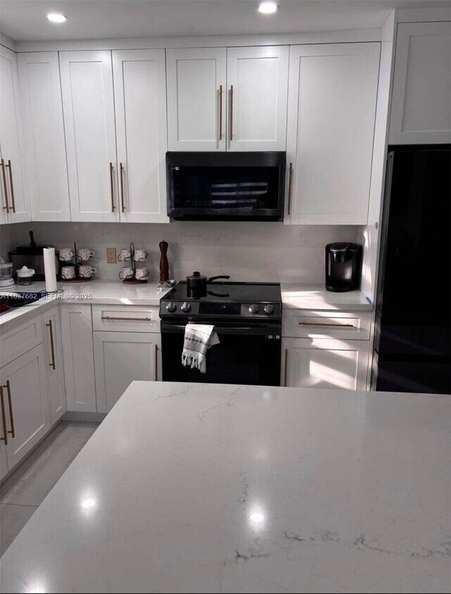 Foto del edificio - 3111 NW 28th St