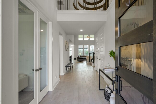 Foto del edificio - 2210 Seneca Lk Dr