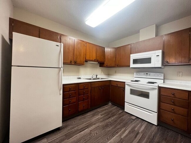 Foto del edificio - $1,070 | 1 Bedroom, 1 Bathroom House | Pet...