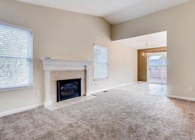 Foto del edificio - Long Realty & Property Management - 5 Bedr...
