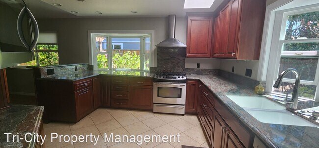 Foto del edificio - 3 br, 2 bath House - 39454 Zacate Ave