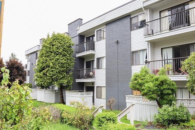 Building Photo - Chelsea Park Gardens Apartments