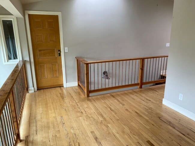 Foto del edificio - 3 bed 2 bath w/ Mountain Views!