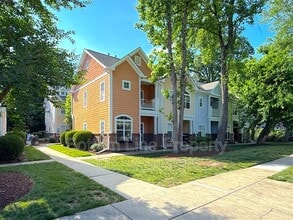 Building Photo - 1559 Pecan Ave