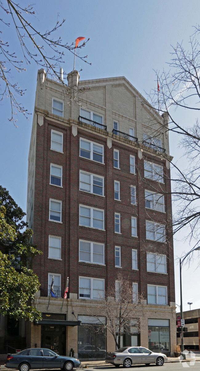 Foto del edificio - Linden Tower