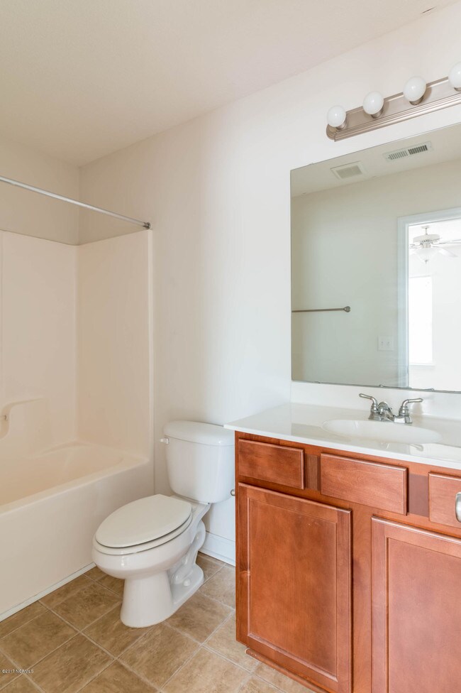 307 Burley Dr, Hubert, NC 28539 Townhome Rentals in Hubert NC