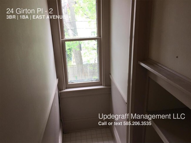 Building Photo - 24 Girton Pl