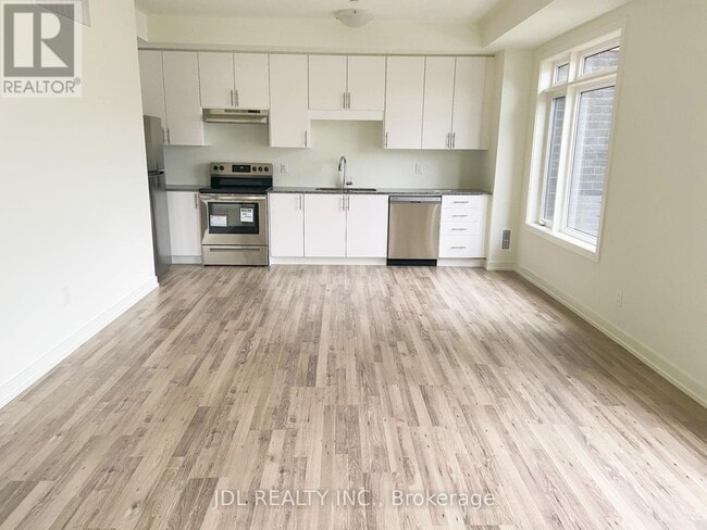 Building Photo - 370 A-370A Red Maple Rd