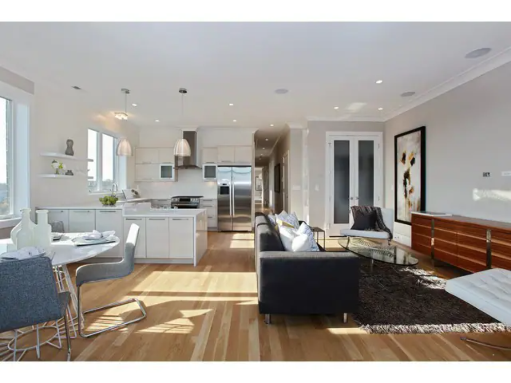 Foto principal - 2405 N Greenview Ave