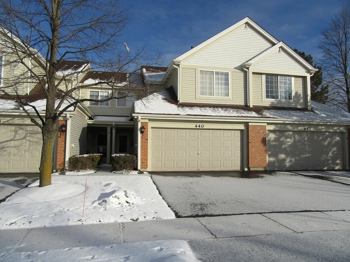 Foto principal - 440 E Thornhill Ln