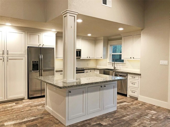 Building Photo - 1101 Winding Way Dr
