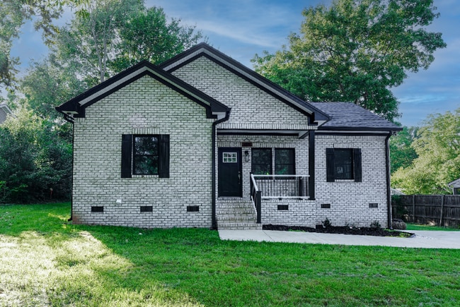 Building Photo - 1811 Brown Ave