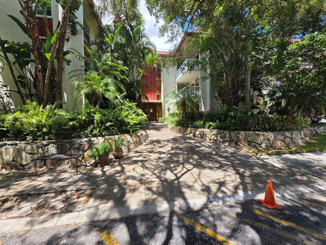 Foto principal - 1012 Pearce Dr