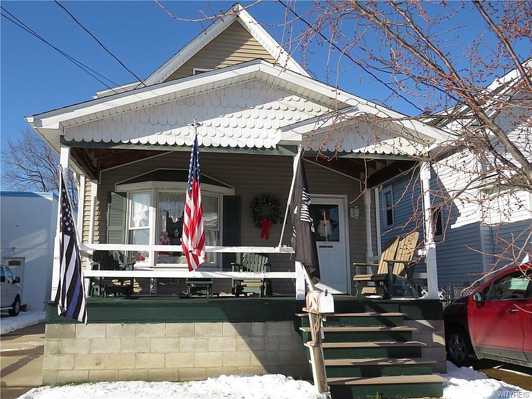 Primary Photo - 76 Riverdale Ave