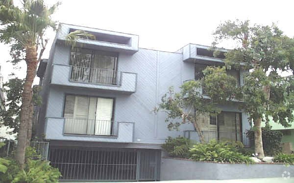 Building Photo - 1743 Glendon Ave
