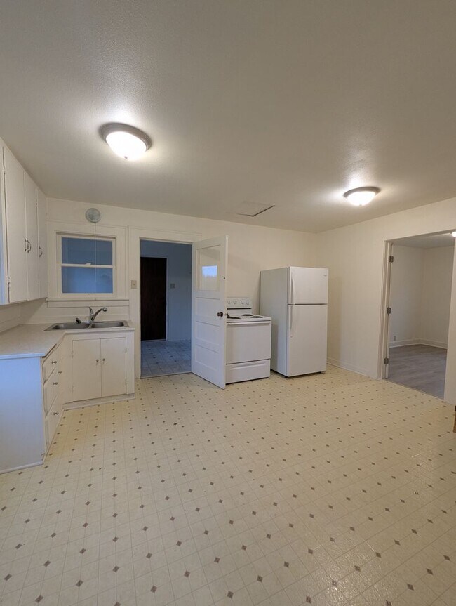 Foto del edificio - $600 Move In Credit! Charming Country Home in Silver Creek