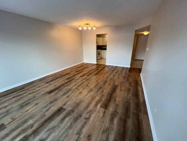 Foto del edificio - 5000 Carriage Way Dr